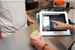 Read more about the article How Restaurant Software Can Optimize Inventory and Costs