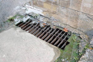 Read more about the article The Top 5 Effective Solutions for Stubbornly Blocked Drains