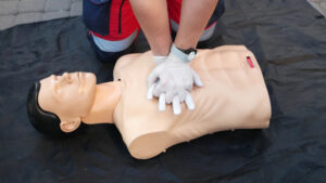 Read more about the article The Vital Importance of First Aid Training in the UAE